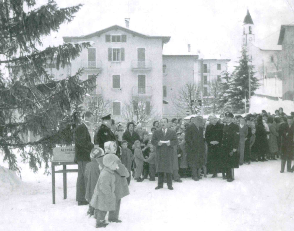 Distribuzione del - Foto tratta da: "Andalo e le sue genti", Comune di Andalo e Biblioteca Intercomunale Altopiano Paganella Brenta, 2009